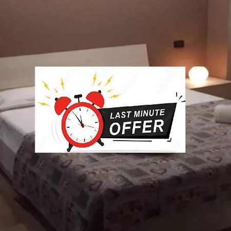 Ded 2 Only Sleep Bagno Privato Appartement Parma Buitenkant foto
